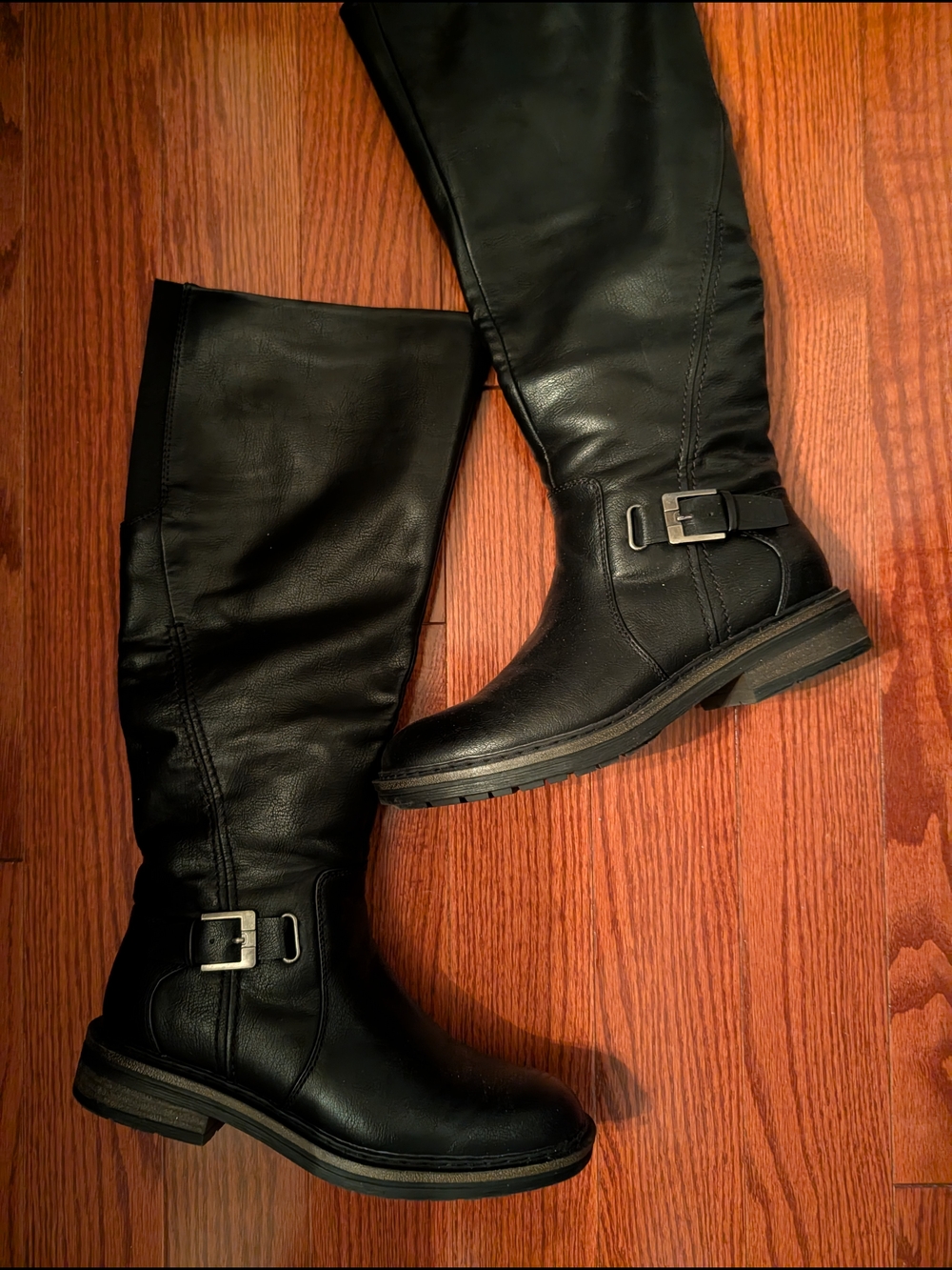 Women's Black Boots with Buckle